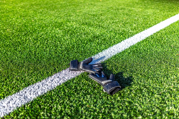 דשא סינטטי במגרשי כדורגל